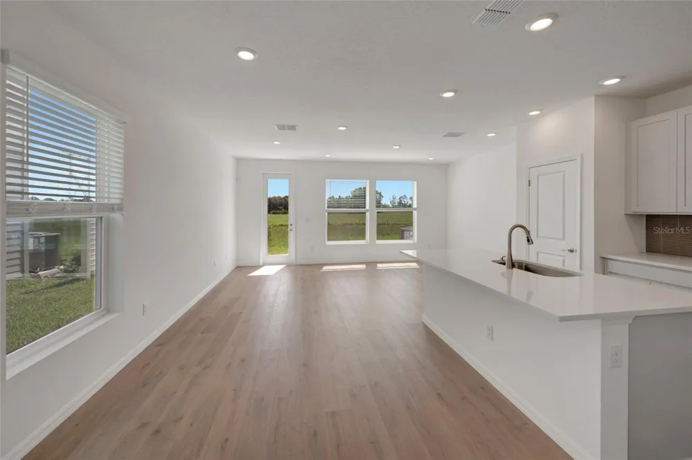 6412 JENSEN VIEW AVENUE Apollo Beach, FL 33572