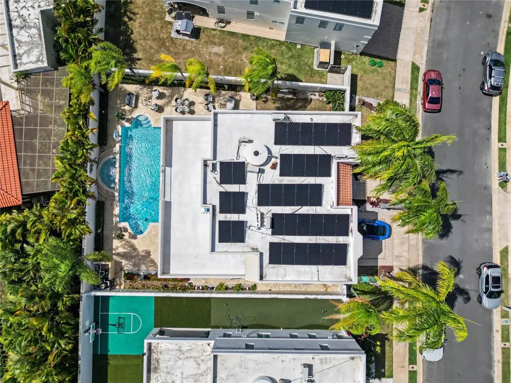 B11 CALLE MAR CARIBE Dorado, PR 00646
