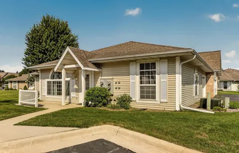 1949 Topaz Pointe Lane SW