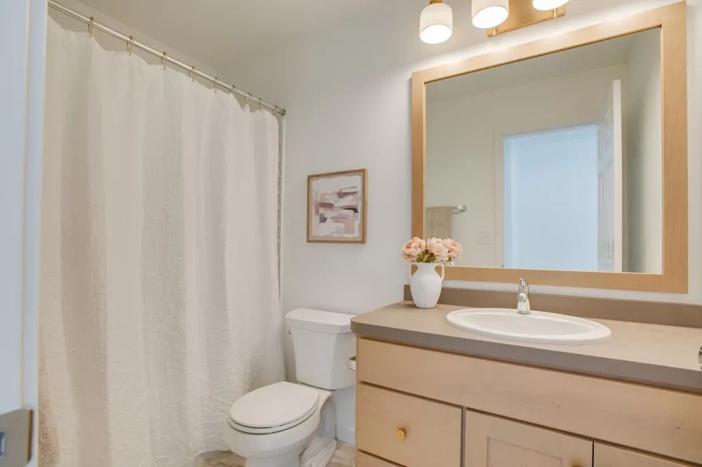 5816 James Drive W West Fargo, ND 58078