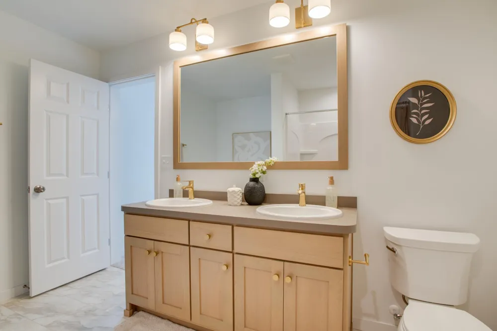 5816 James Drive W West Fargo, ND 58078