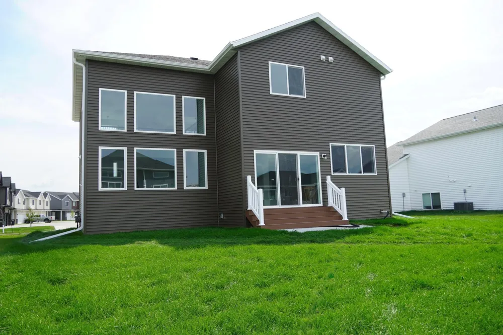 5816 James Drive W West Fargo, ND 58078