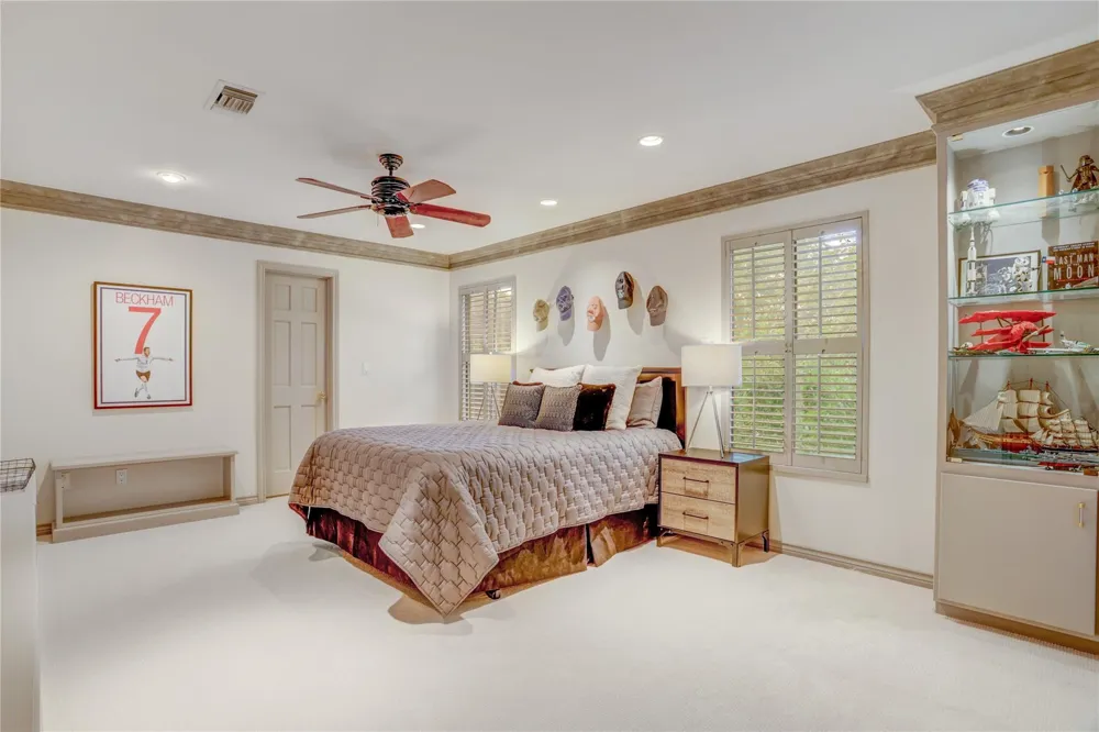 1 Stayton Circle Piney Point Village, TX 77024