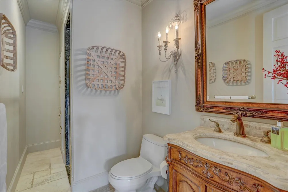 1 Stayton Circle Piney Point Village, TX 77024