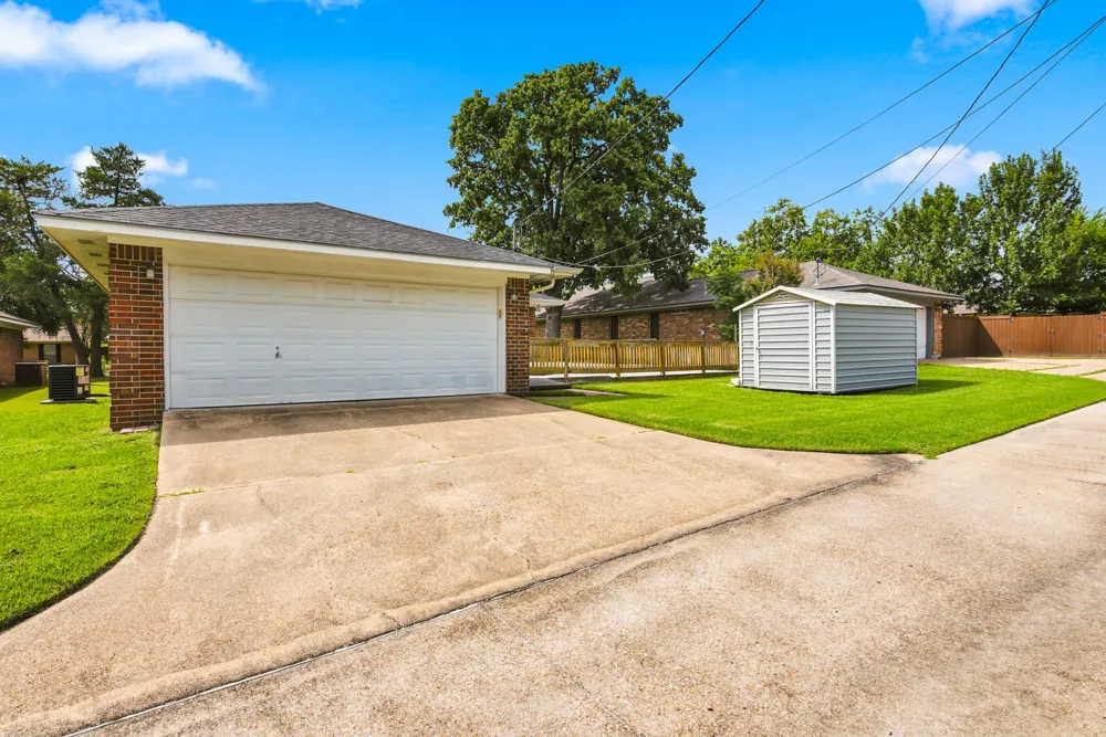 1821 Gettysburg Lane Bryan, TX 77802