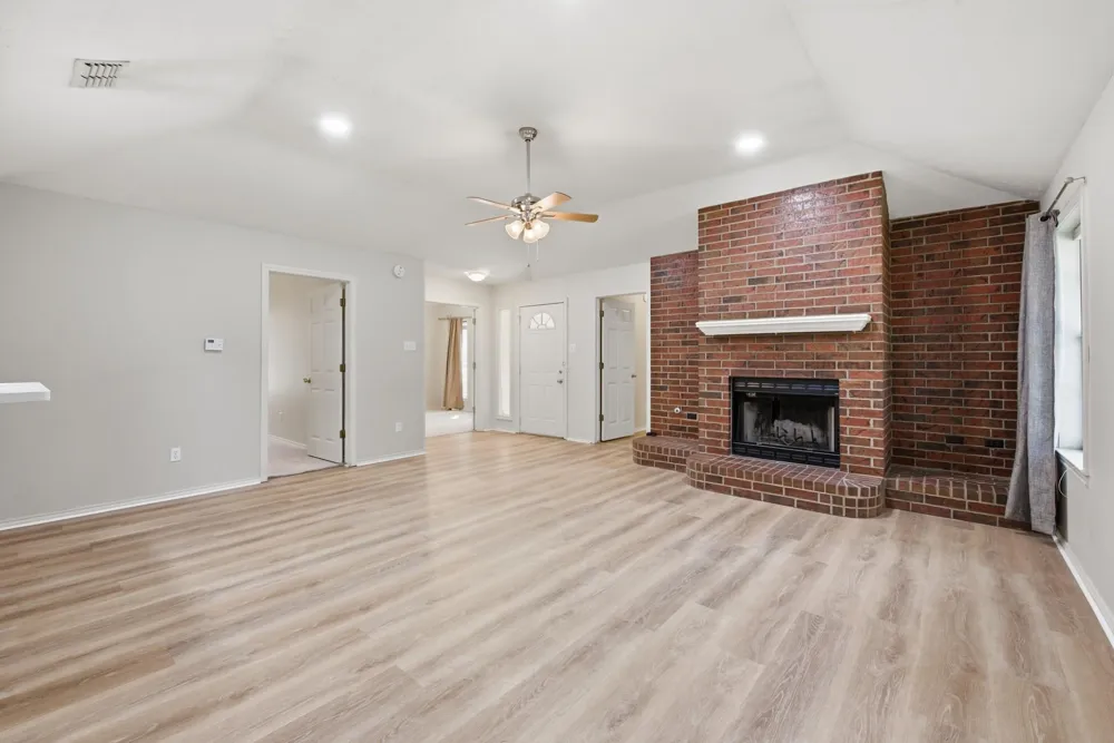 1821 Gettysburg Lane Bryan, TX 77802