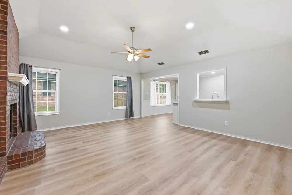 1821 Gettysburg Lane Bryan, TX 77802