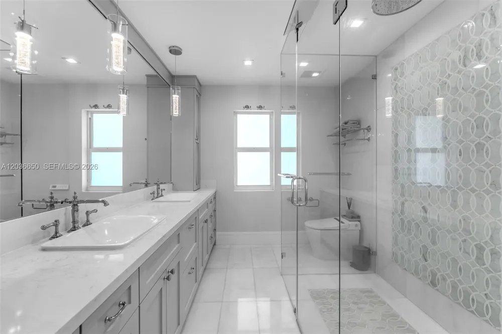 6561 Marlin Dr Coral Gables, FL 33158