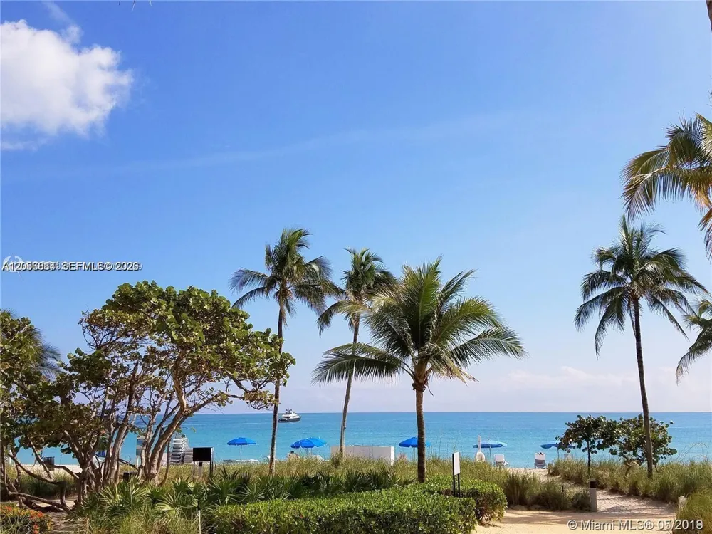 10275 Collins Ave #614 Bal Harbour, FL 33154