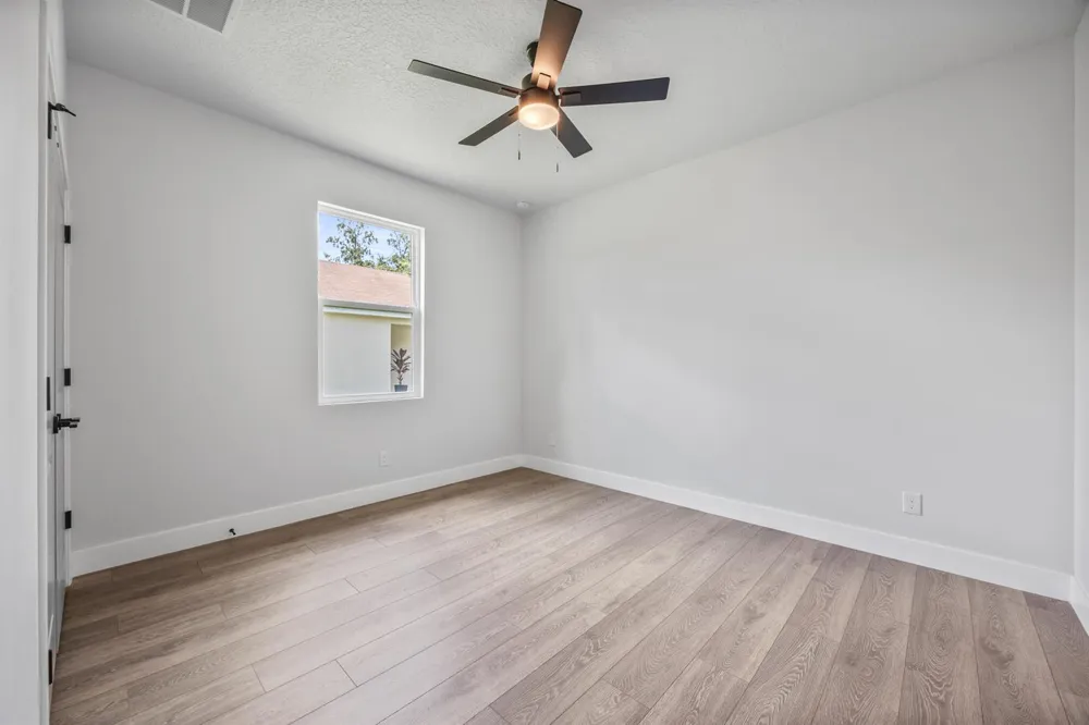1254 HEITZMAN AVENUE SW Palm Bay, FL 32908