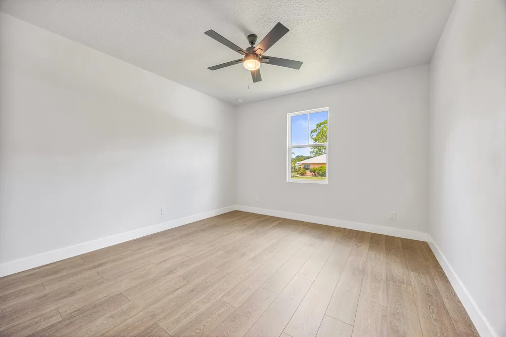 1254 HEITZMAN AVENUE SW Palm Bay, FL 32908