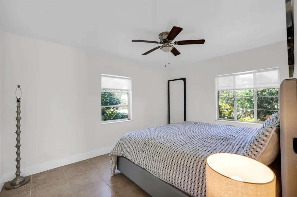 320 Inlet Way #4 Palm Beach Shores, FL 33404
