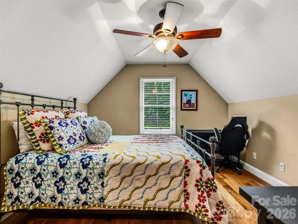 280 Walnut Hollow Road Brevard, NC 28712