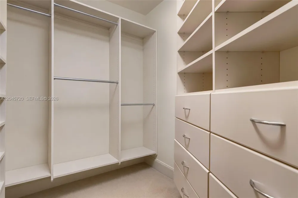 20155 NE 38th Ct #904 Aventura, FL 33180