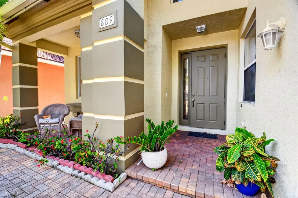 809 Triana Street West Palm Beach, FL 33413