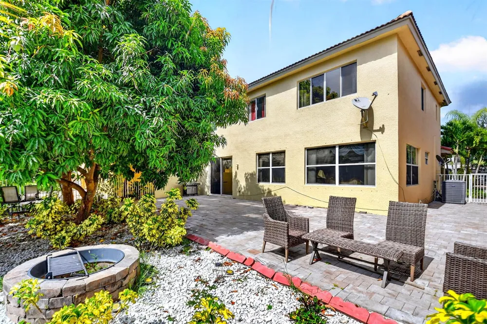 809 Triana Street West Palm Beach, FL 33413