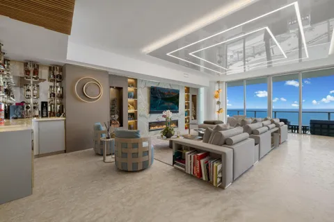 2200 Ocean Boulevard #S1604/1605