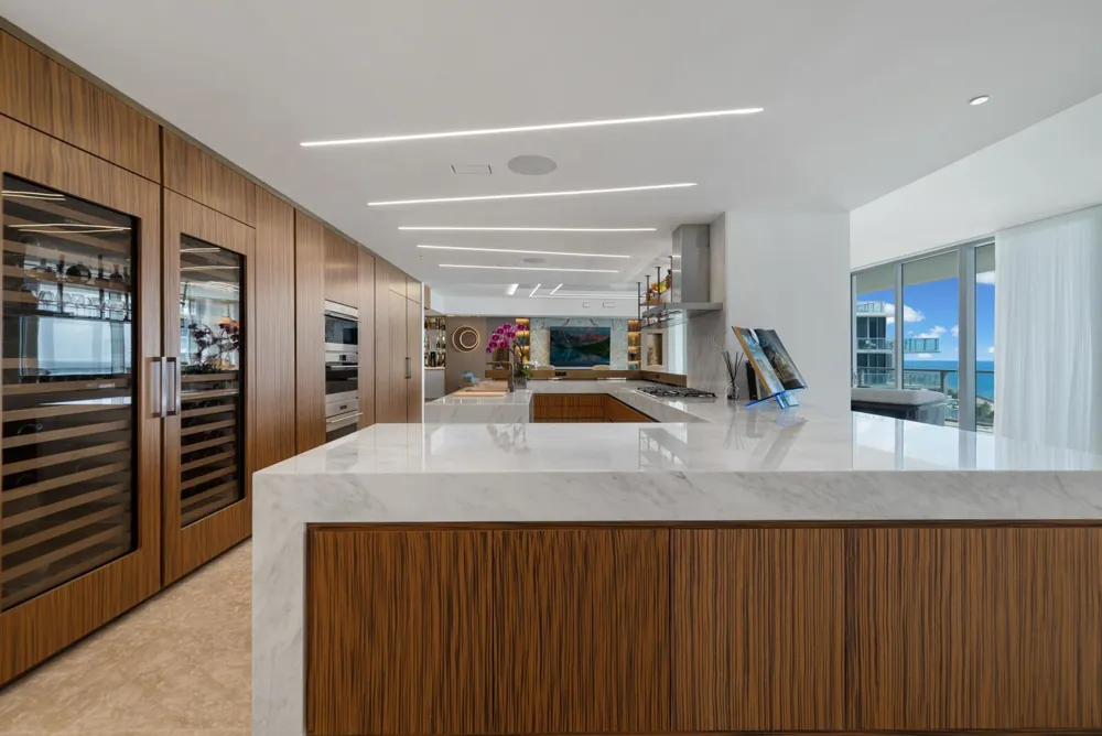 2200 Ocean Boulevard #S1604/1605 Fort Lauderdale, FL 33305