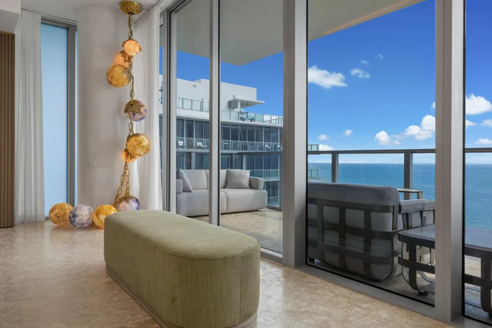 2200 Ocean Boulevard #S1604/1605 Fort Lauderdale, FL 33305