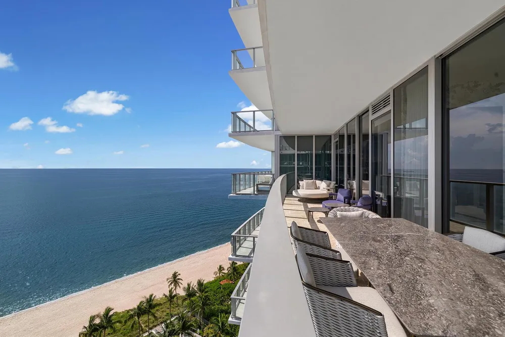 2200 Ocean Boulevard #S1604/1605 Fort Lauderdale, FL 33305