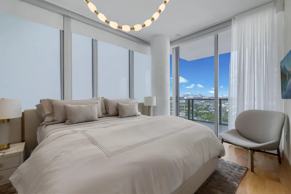 2200 Ocean Boulevard #S1604/1605 Fort Lauderdale, FL 33305