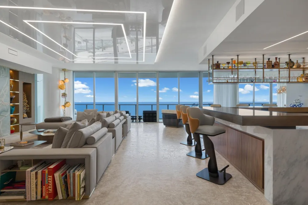 2200 Ocean Boulevard #S1604/1605 Fort Lauderdale, FL 33305