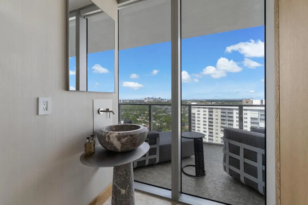 2200 Ocean Boulevard #S1604/1605 Fort Lauderdale, FL 33305