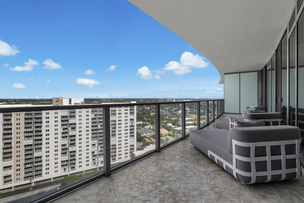 2200 Ocean Boulevard #S1604/1605 Fort Lauderdale, FL 33305