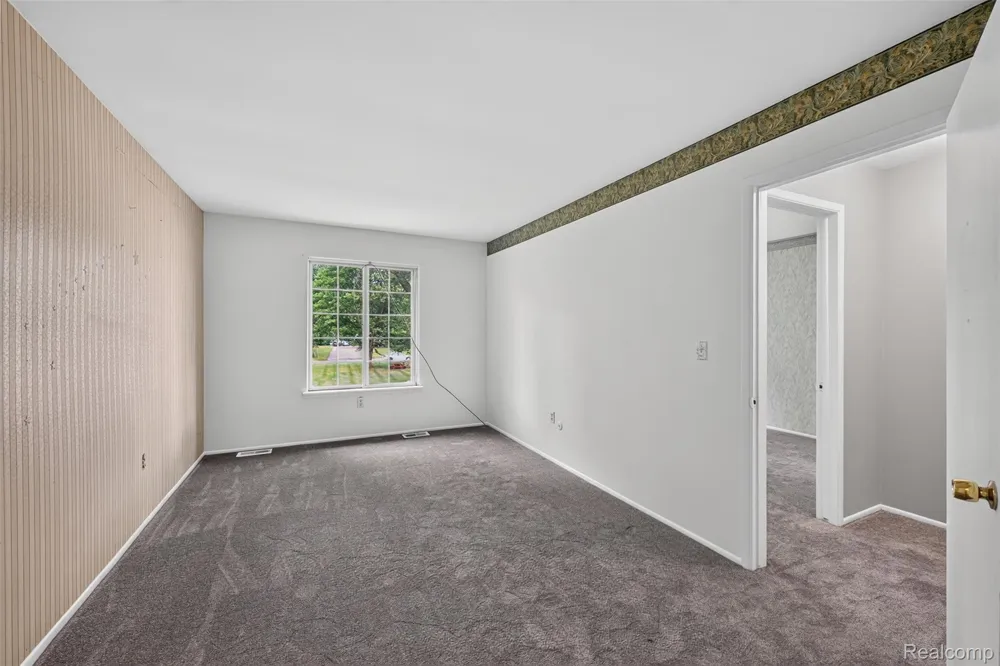 8324 Genesee Road Genesee Charter Township, MI 48458