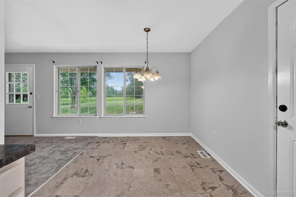 8324 Genesee Road Genesee Charter Township, MI 48458