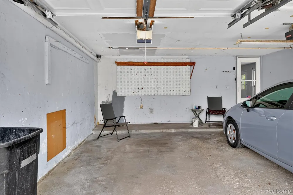 8324 Genesee Road Genesee Charter Township, MI 48458