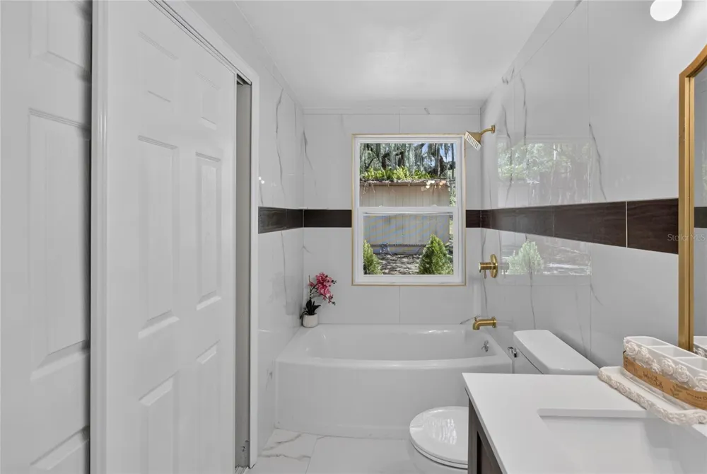 111 2ND STREET Melrose, FL 32666