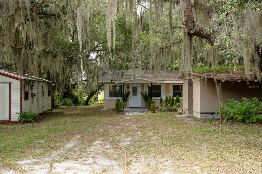 111 2ND STREET Melrose, FL 32666