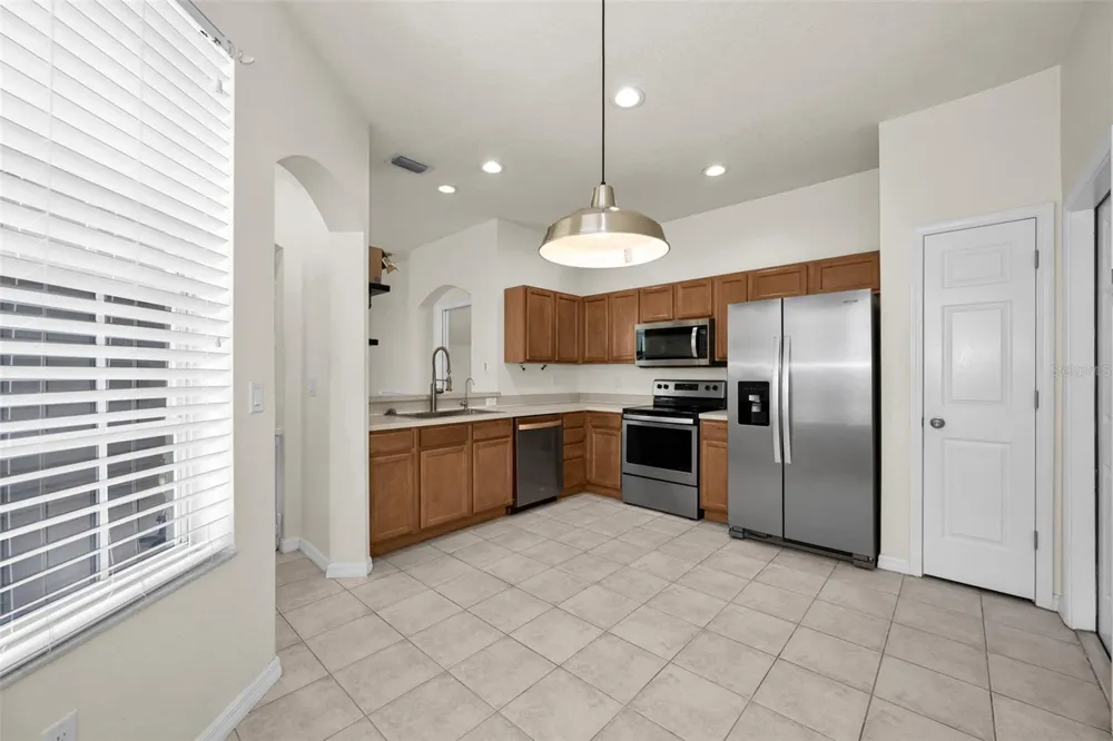 2418 EARLSWOOD COURT Brandon, FL 33510