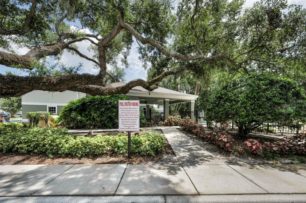 2418 EARLSWOOD COURT Brandon, FL 33510