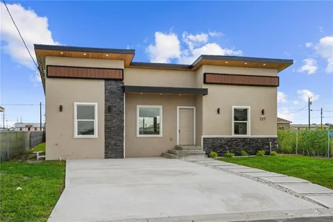 227 Valencia Drive