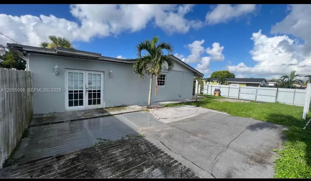 17201 NW 53rd Ave #1 Miami Gardens, FL 33055
