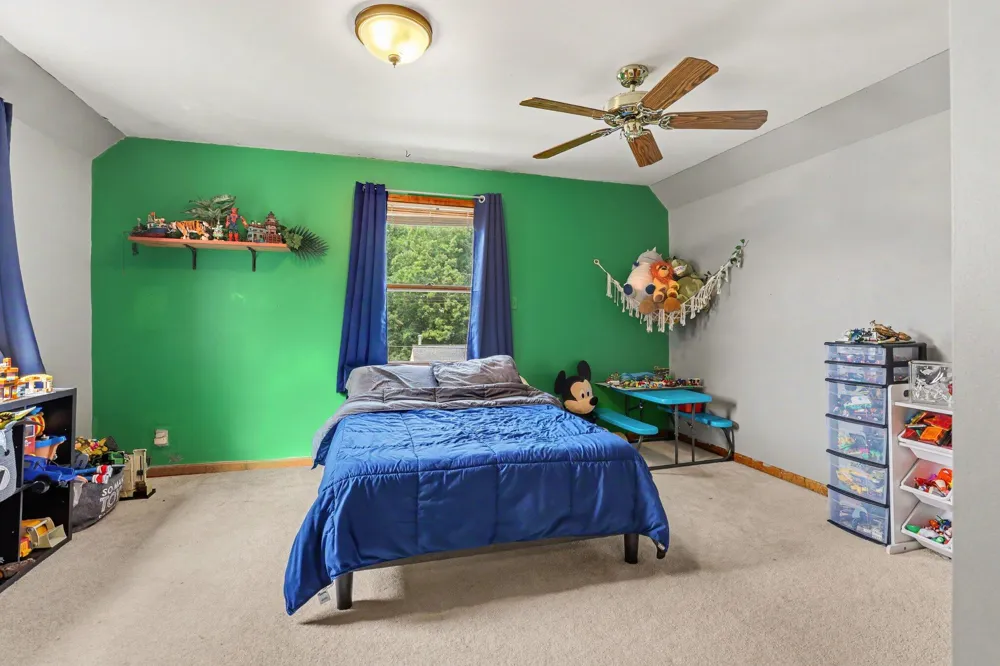 42 E Waterloo Street NW Casnovia, MI 49318