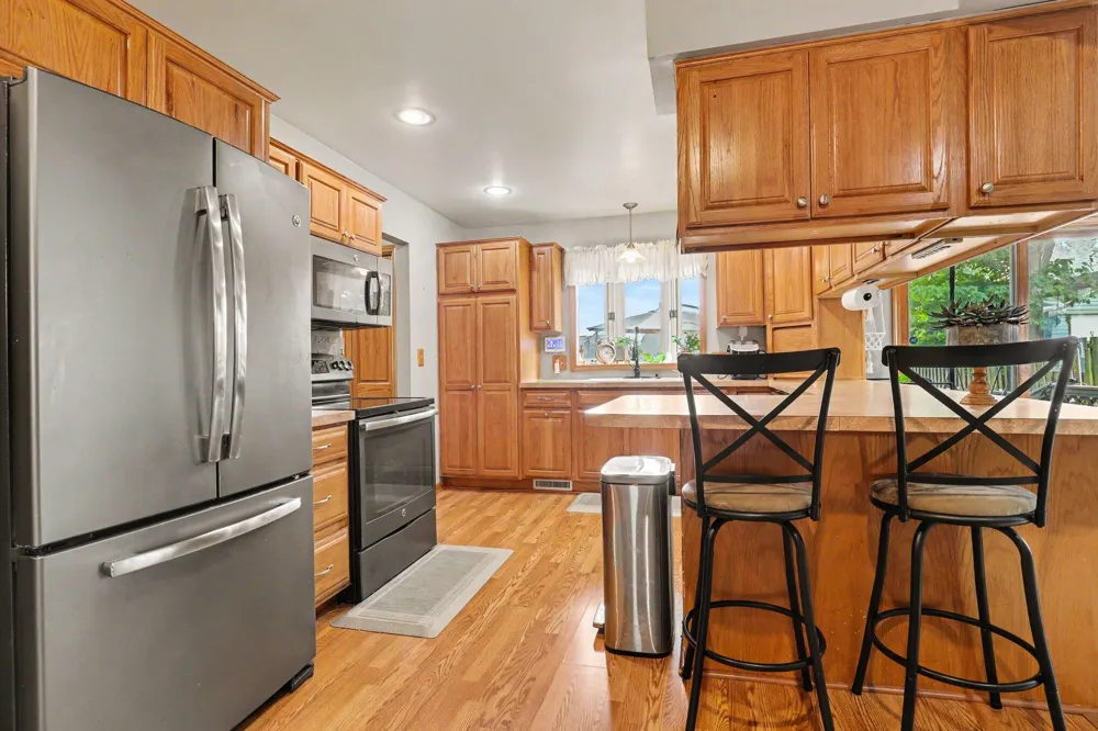 42 E Waterloo Street NW Casnovia, MI 49318
