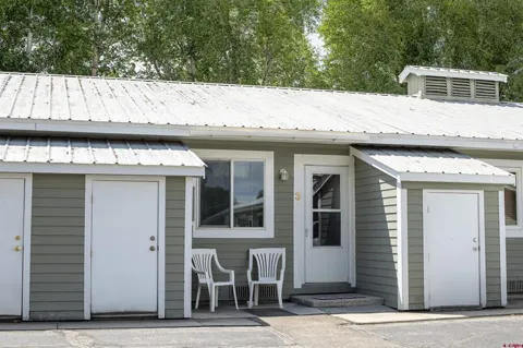 1200 W Highway 50 #C3