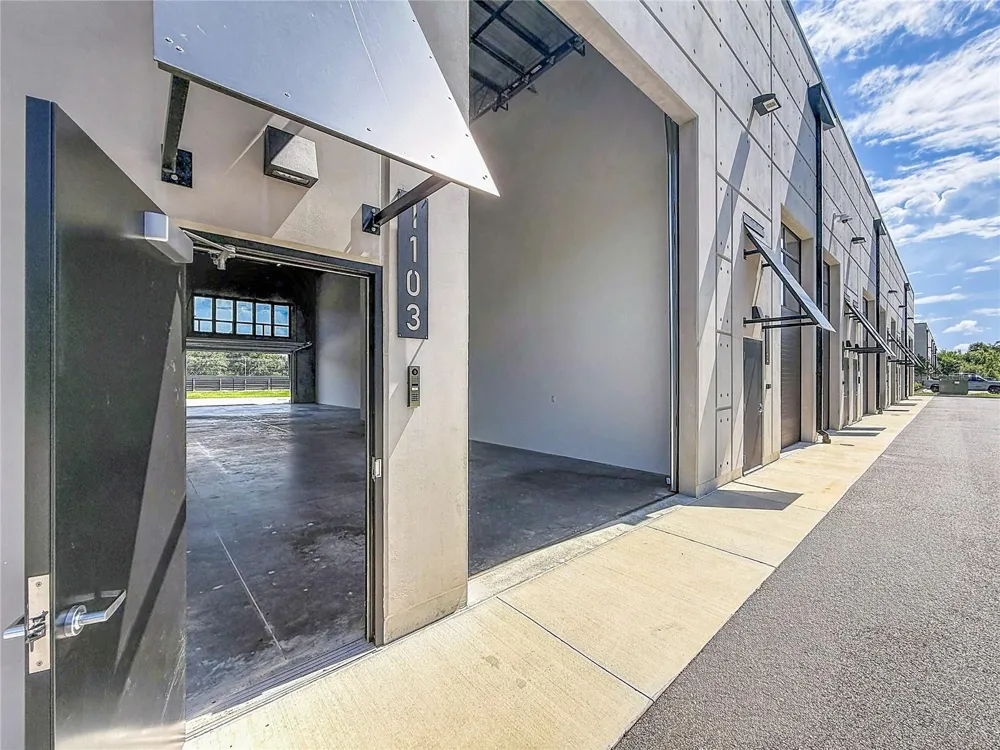 6500 MOTOR ENCLAVE WAY ##1103 Tampa, FL 33610