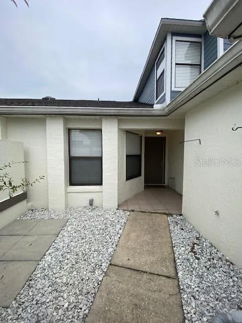 82 LAKEPOINTE CIRCLE #82 Kissimmee, FL 34743