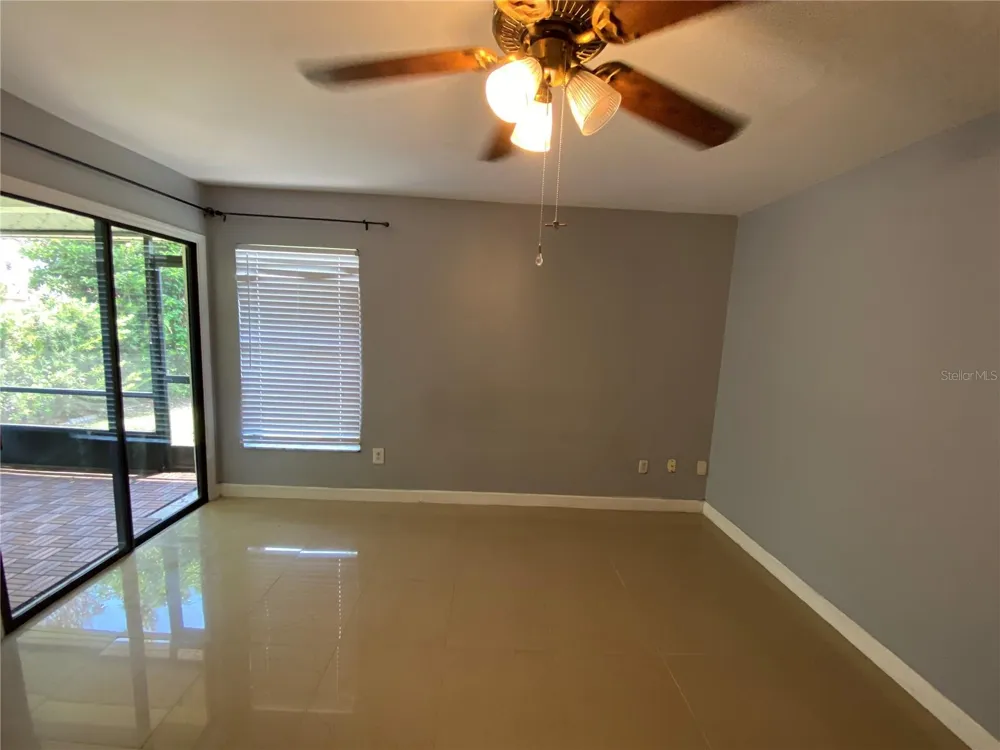 82 LAKEPOINTE CIRCLE #82 Kissimmee, FL 34743