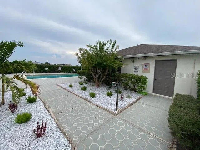 82 LAKEPOINTE CIRCLE #82 Kissimmee, FL 34743