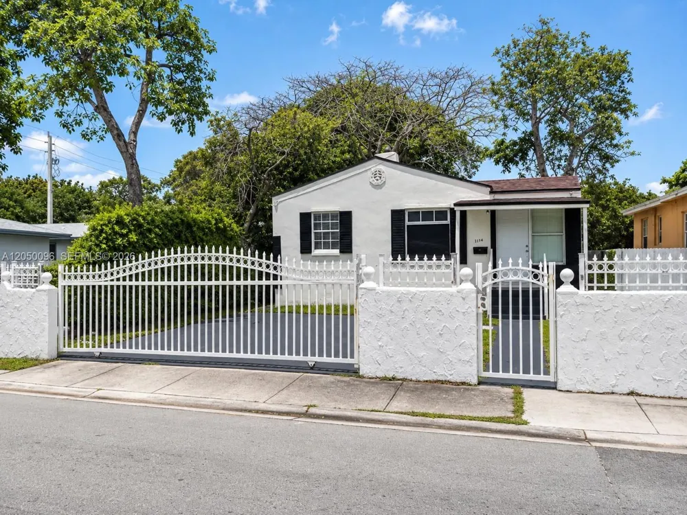 1114 NW 59th St Miami, FL 33127