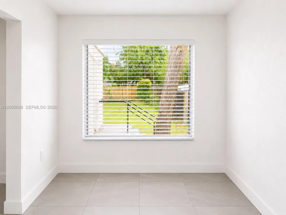 1114 NW 59th St Miami, FL 33127