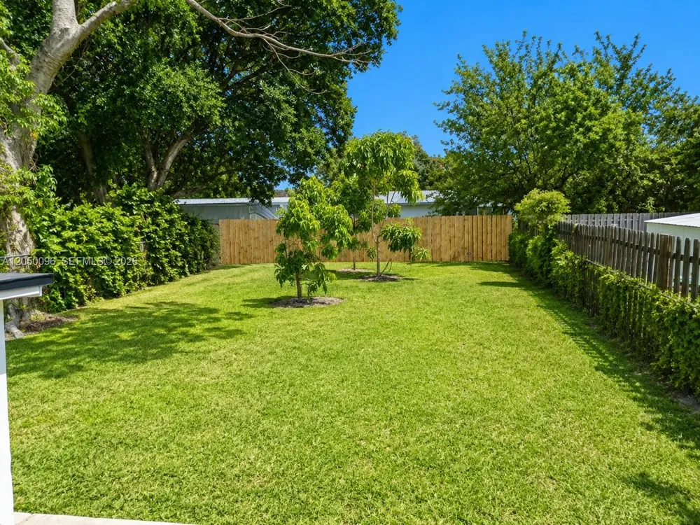 1114 NW 59th St Miami, FL 33127