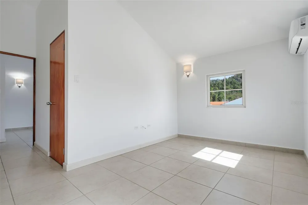451 CAMINO GUAJATACA Dorado, PR 00646