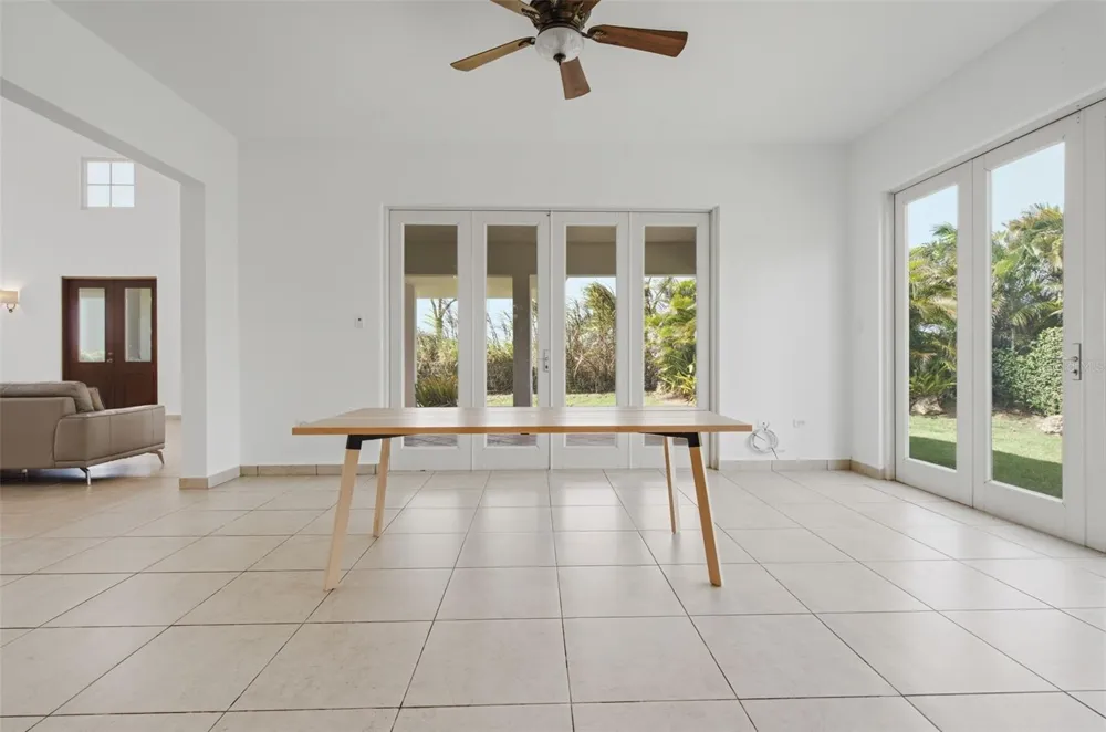451 CAMINO GUAJATACA Dorado, PR 00646