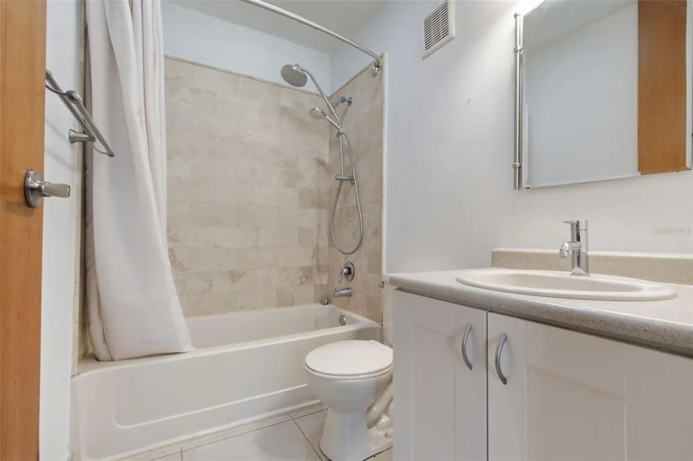 451 CAMINO GUAJATACA Dorado, PR 00646